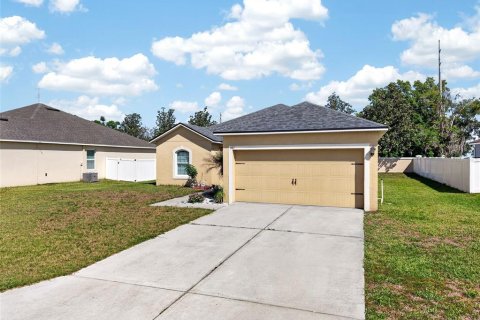Villa ou maison à vendre à Lake Alfred, Floride: 3 chambres, 148.64 m2 № 2205658 - photo 3