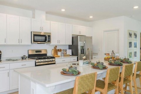 Villa ou maison à louer à Leesburg, Floride: 4 chambres, 195.56 m2 № 2406834 - photo 2