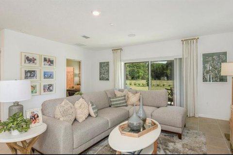 Villa ou maison à louer à Leesburg, Floride: 4 chambres, 195.56 m2 № 2406834 - photo 4