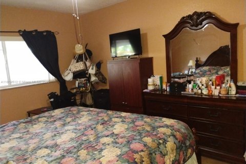 Townhouse in Homestead, Florida 2 bedrooms, 93.09 sq.m. № 1888156 - photo 5