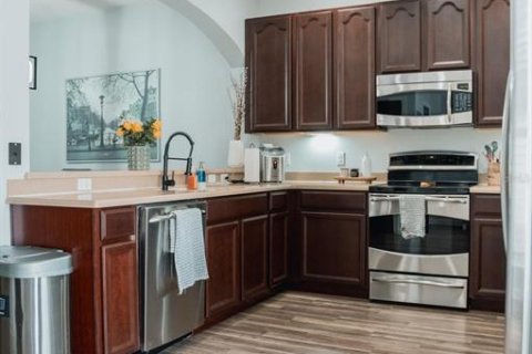 Townhouse in Orlando, Florida 2 bedrooms, 122.63 sq.m. № 2221250 - photo 10