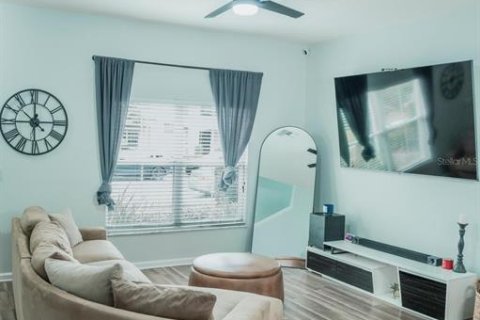 Townhouse in Orlando, Florida 2 bedrooms, 122.63 sq.m. № 2221250 - photo 6