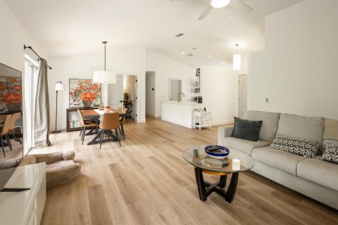 Villa ou maison à louer à Palm Beach Gardens, Floride: 3 chambres, 133.59 m2 № 2363071 - photo 4