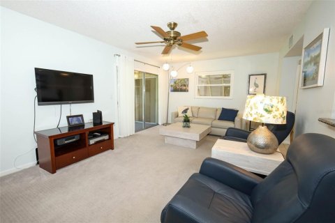 Copropriété à vendre à Deltona, Floride: 2 chambres, 83.33 m2 № 1846519 - photo 5