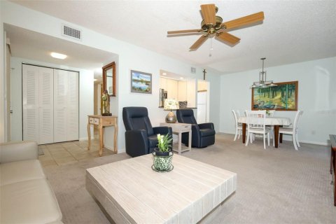 Copropriété à vendre à Deltona, Floride: 2 chambres, 83.33 m2 № 1846519 - photo 3