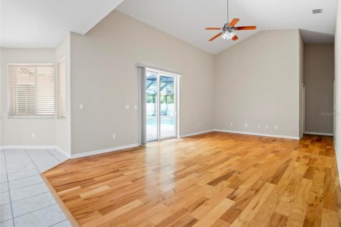House in Palm Coast, Florida 4 bedrooms, 238.67 sq.m. № 1798667 - photo 15