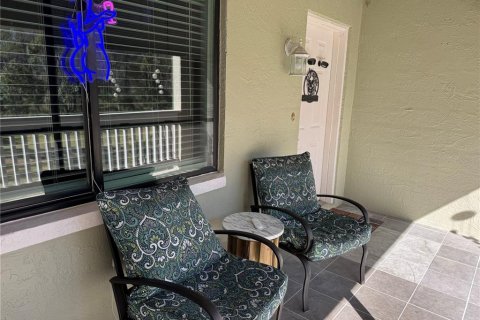 Condo in Lutz, Florida, 1 bedroom  № 2207593 - photo 2