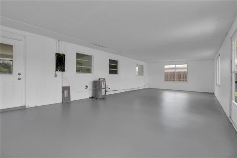 House in Punta Gorda, Florida 4 bedrooms, 134.71 sq.m. № 2403652 - photo 25