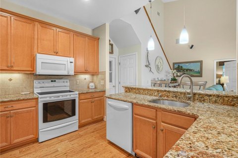 House in Lake Wales, Florida 3 bedrooms, 220.27 sq.m. № 1795757 - photo 10