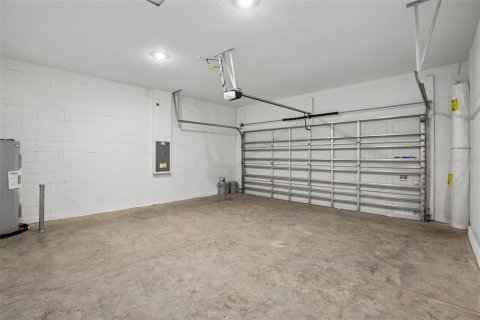 House in Wimauma, Florida 3 bedrooms, 206.8 sq.m. № 2308245 - photo 30