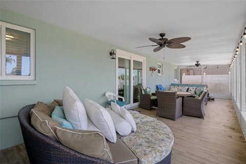 House in Hudson, Florida 2 bedrooms, 90.21 sq.m. № 1761298 - photo 24