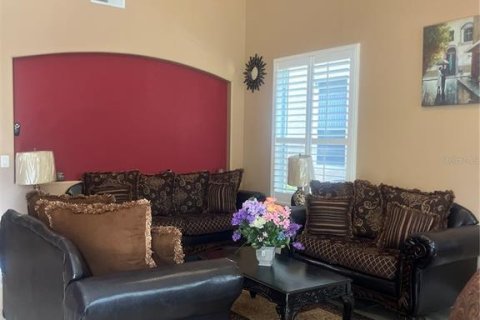 Casa en venta en Orlando, Florida, 4 dormitorios, 219.9 m2 № 2218823 - foto 4