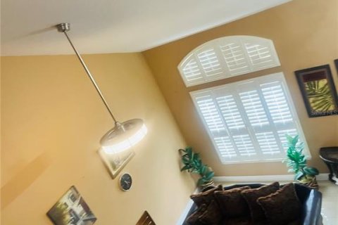 Casa en venta en Orlando, Florida, 4 dormitorios, 219.9 m2 № 2218823 - foto 12