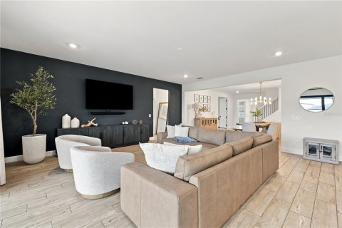 Casa en venta en Lakewood Ranch, Florida, 5 dormitorios, 398.46 m2 № 2394126 - foto 6