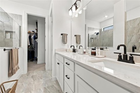 Casa en venta en Lakewood Ranch, Florida, 5 dormitorios, 398.46 m2 № 2394126 - foto 20