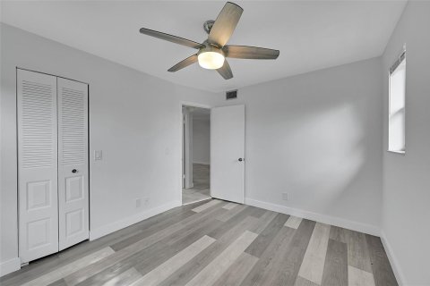 Condominio en venta en Sunrise, Florida, 2 dormitorios, 78.97 m2 № 2193277 - foto 11