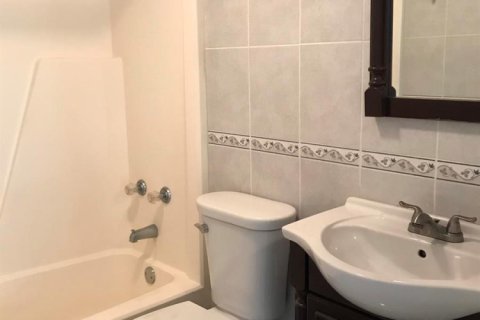 Appartement à louer à Palm Springs, Floride: 2 chambres, 102.19 m2 № 2181214 - photo 10