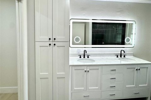 Villa ou maison à vendre à Winter Springs, Floride: 4 chambres, 181.62 m2 № 1904790 - photo 27