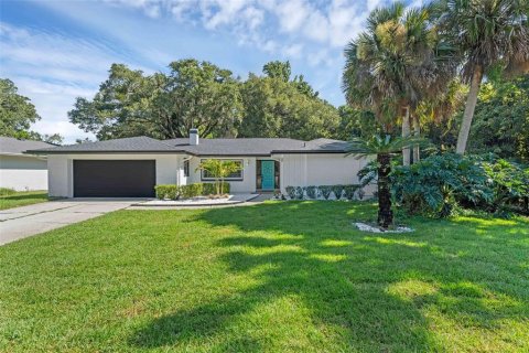 Villa ou maison à vendre à Winter Springs, Floride: 4 chambres, 181.62 m2 № 1904790 - photo 1