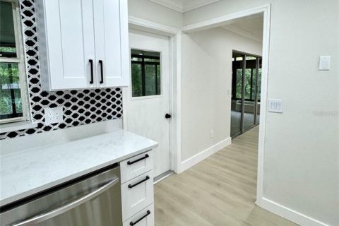 Villa ou maison à vendre à Winter Springs, Floride: 4 chambres, 181.62 m2 № 1904790 - photo 20