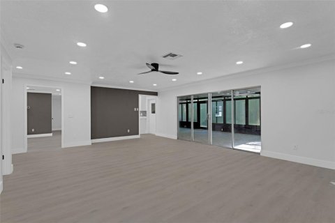 Villa ou maison à vendre à Winter Springs, Floride: 4 chambres, 181.62 m2 № 1904790 - photo 8