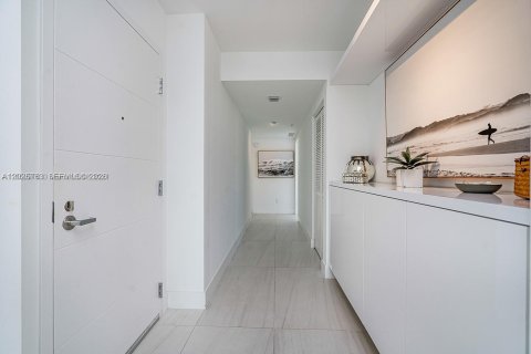 Copropriété à louer à Sunny Isles Beach, Floride: 3 chambres, 158.4 m2 № 2182378 - photo 14