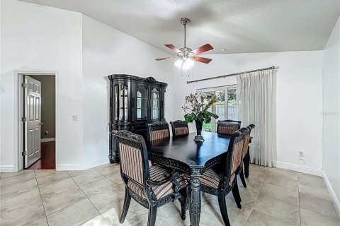 House in Orlando, Florida 3 bedrooms, 149.29 sq.m. № 1876547 - photo 16