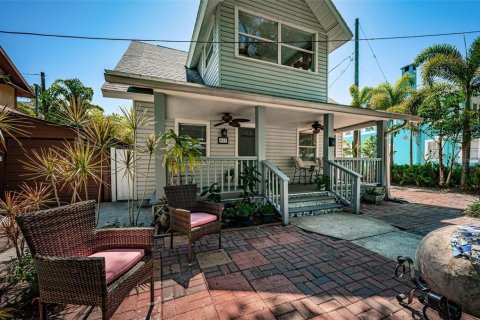 Casa en venta en Saint Petersburg, Florida, 5 dormitorios, 200.3 m2 № 1848027 - foto 3