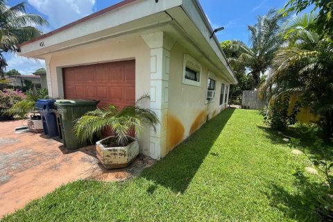 Купить виллу или дом в Форт-Лодердейл, Флорида 4 спальни, 154.22м2, № 1935826 - фото 6