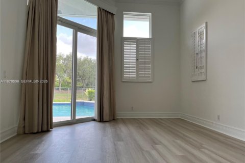 House in Weston, Florida 5 bedrooms, 236.53 sq.m. № 2031276 - photo 22