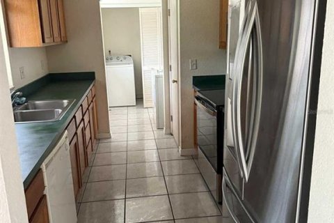 Casa en alquiler en Orlando, Florida, 3 dormitorios, 135.27 m2 № 1883112 - foto 11