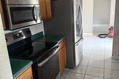 Casa en alquiler en Orlando, Florida, 3 dormitorios, 135.27 m2 № 1883112 - foto 14