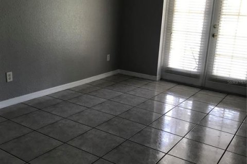 Casa en alquiler en Orlando, Florida, 3 dormitorios, 135.27 m2 № 1883112 - foto 7