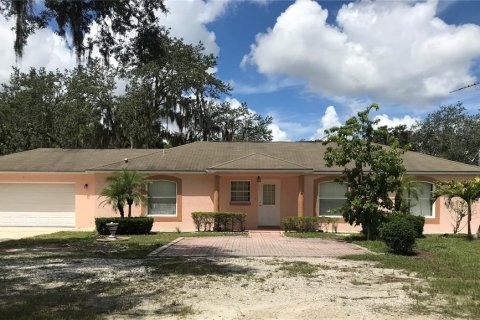 Casa en alquiler en Orlando, Florida, 3 dormitorios, 135.27 m2 № 1883112 - foto 1