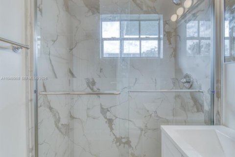 Снять в аренду виллу или дом в Майами-Гарденс, Флорида 3 спальни, 163.04м2, № 2004706 - фото 9