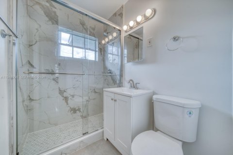 Снять в аренду виллу или дом в Майами-Гарденс, Флорида 3 спальни, 163.04м2, № 2004706 - фото 8