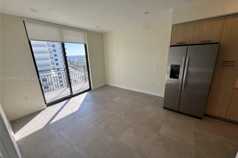 House in North Miami Beach, Florida 1 bedroom № 2251336 - photo 6