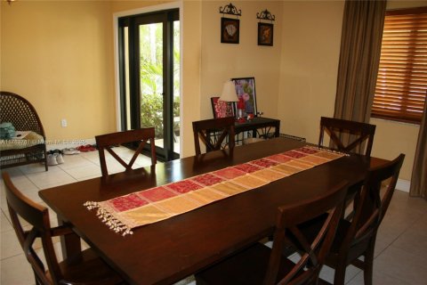 House in Key Largo, Florida 3 bedrooms, 165.83 sq.m. № 1696018 - photo 7