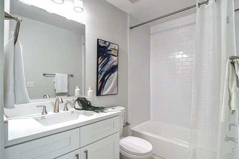 Adosado en venta en Tampa, Florida, 2 dormitorios, 110.37 m2 № 1849836 - foto 25