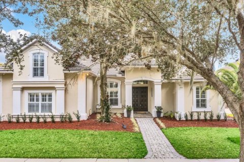 House in Belle Isle, Florida 5 bedrooms, 352.66 sq.m. № 1527609 - photo 7