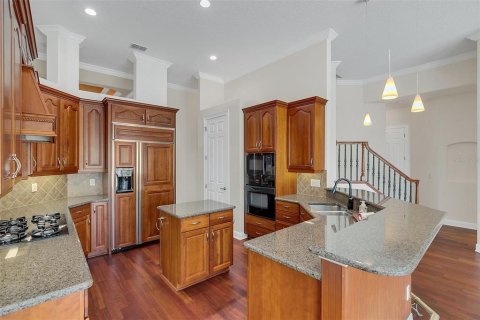 House in Belle Isle, Florida 5 bedrooms, 352.66 sq.m. № 1527609 - photo 27