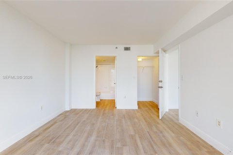 Condominio en venta en Miami, Florida, 2 dormitorios, 88.26 m2 № 2029378 - foto 13