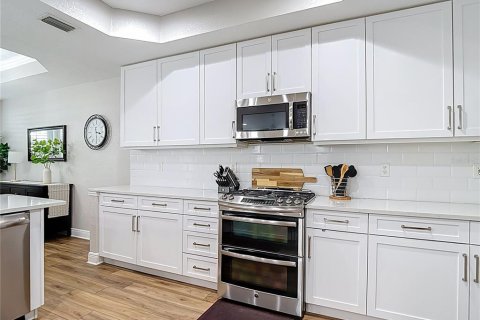 Купить таунхаус в Тампа, Флорида 8 комнат, 257.15м2, № 1657647 - фото 30