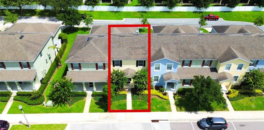 Adosado en Apopka, Florida 3 dormitorios, 145.39 m2 № 1880864
