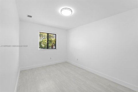 Снять в аренду виллу или дом в Майами, Флорида 3 спальни, № 2038263 - фото 7