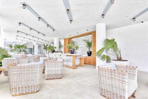 Condo in Miami, Florida, 1 bedroom  № 1689415 - photo 19