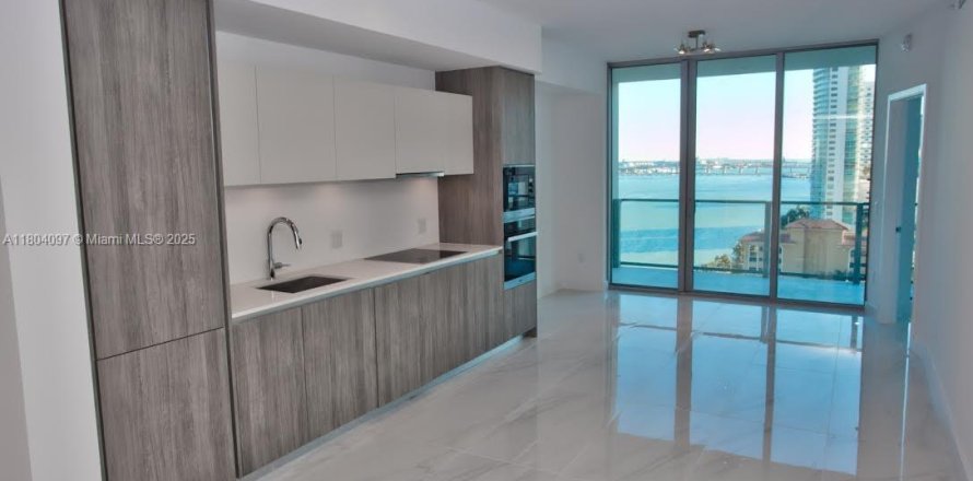 Condo à Miami, Floride, 1 chambre № 1689415