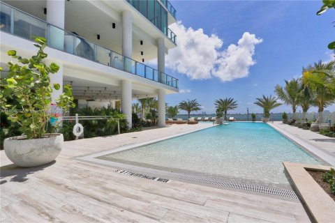 Condo in Miami, Florida, 1 bedroom  № 1689415 - photo 20
