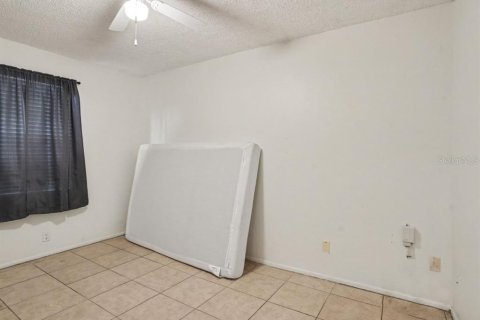 Commercial property in Winter Haven, Florida 4 bedrooms, 144.93 sq.m. № 2395987 - photo 14