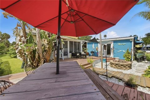 Villa ou maison à vendre à Weeki Wachee, Floride: 3 chambres, 120.77 m2 № 2147505 - photo 28